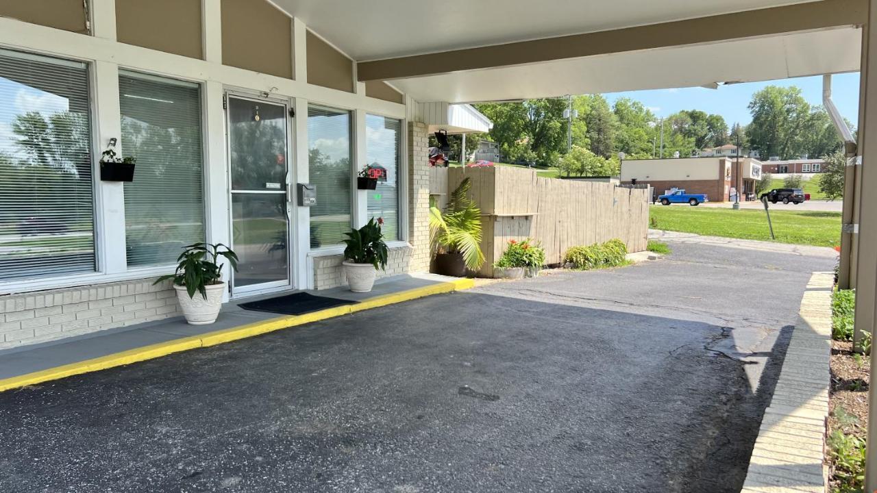 Capri Motel Avoca Exterior photo